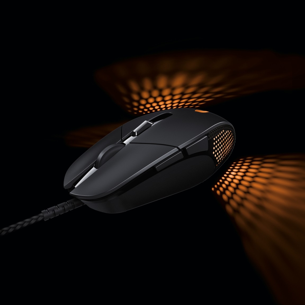 Logitech-G303_Logan_Beauty2_Orange_72_dpi