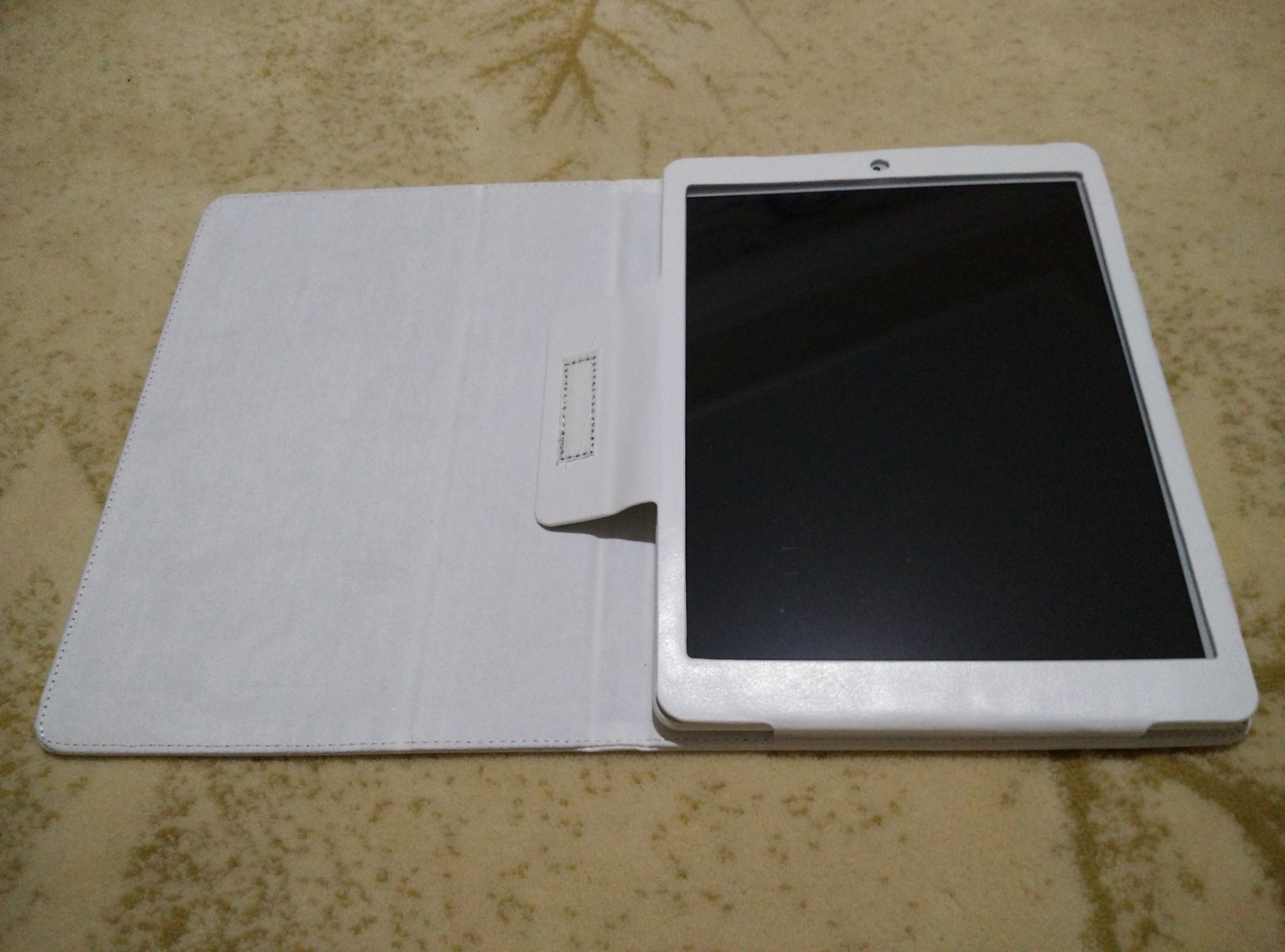 HomeTech_Retina_Tablet_9,7_85600