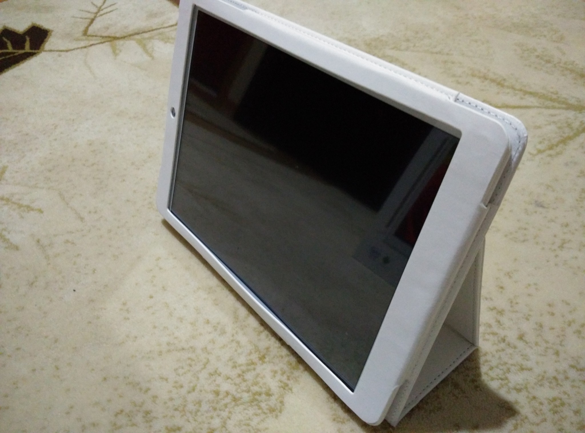 HomeTech_Retina_Tablet_9,7_Tablet_9,7I