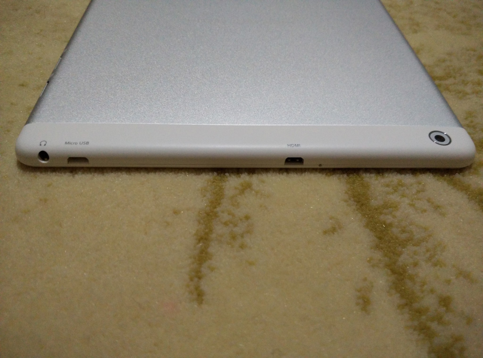 HomeTech_Retina_Tablet_9,7_Tablet_9,7IMG_20160117_190540